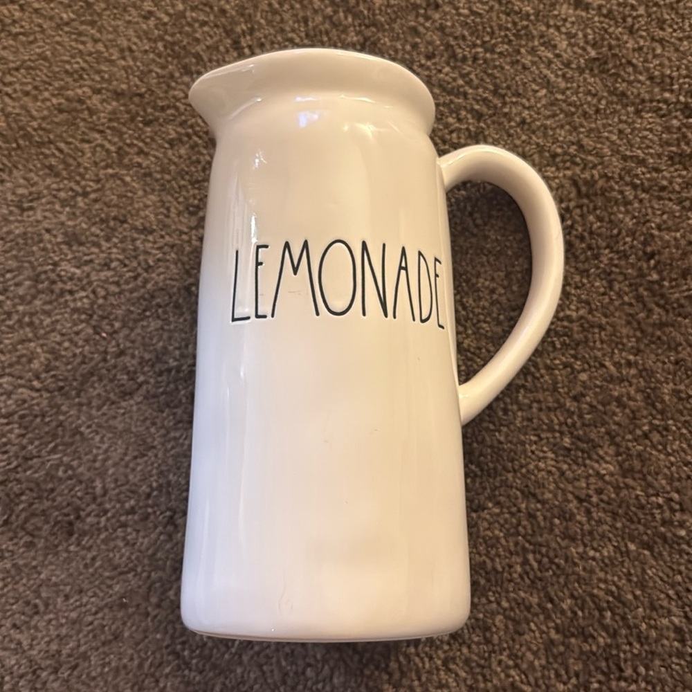 Glass pitcher